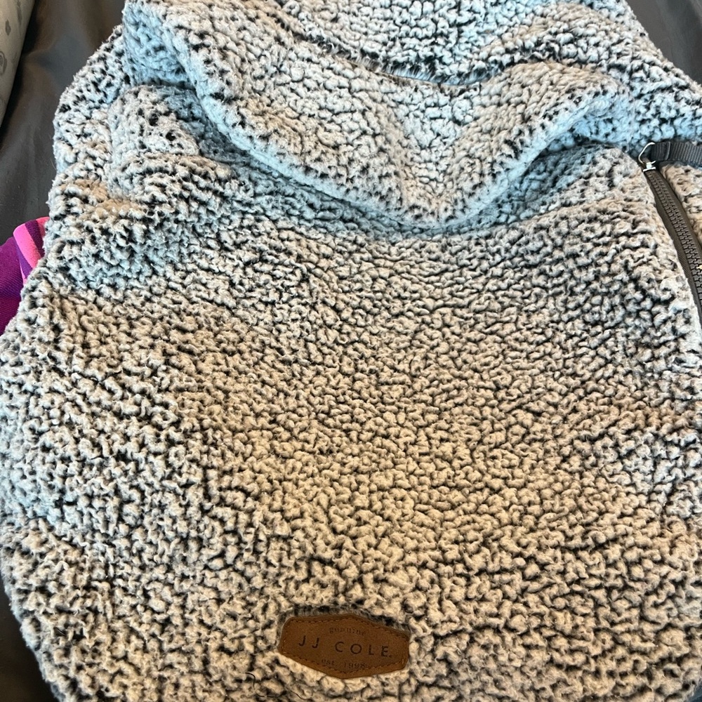 JJ Cole Soft Gray Sherpa Carseat Cover